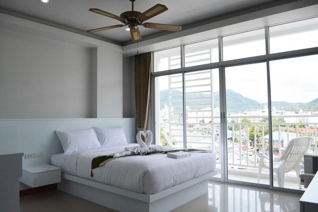 Angelina Guesthouse Patong Oda fotoğraf
