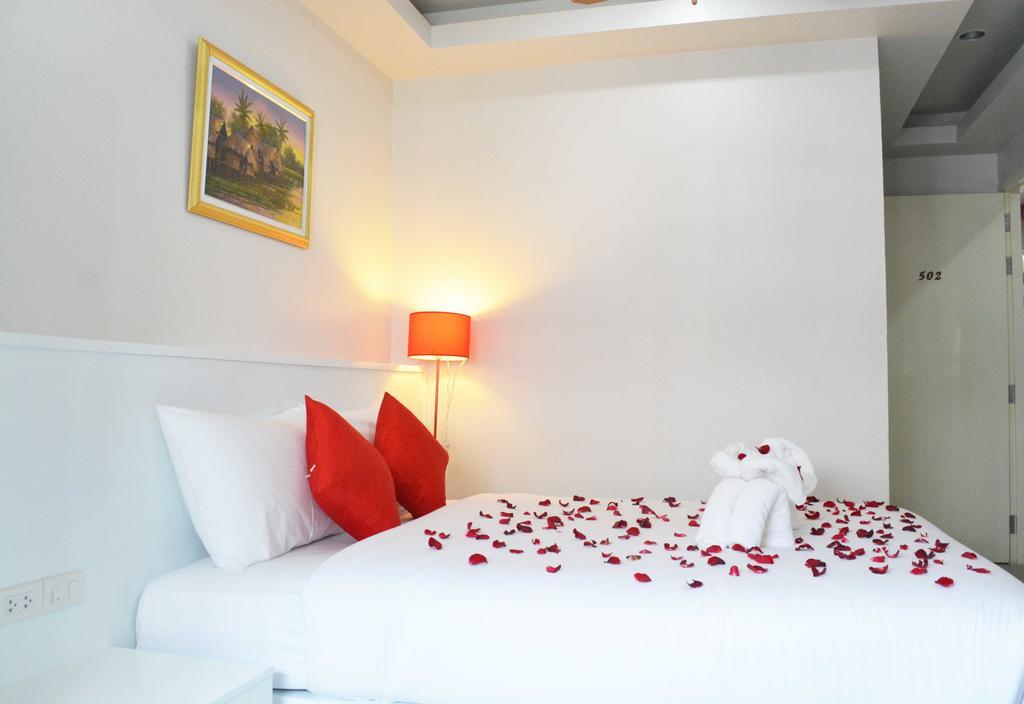 Angelina Guesthouse Patong Oda fotoğraf